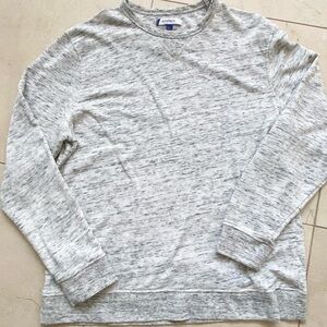 Artafact Long Sleeve Shirt/Sweatshirt Crew Neck Black and Cream XL